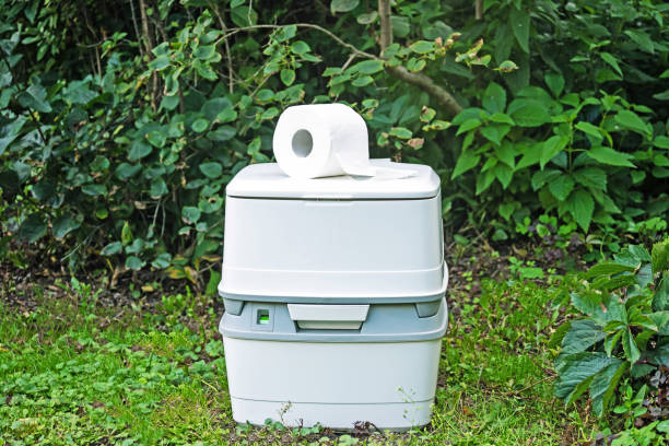 Best Luxury portable toilet rental  in Larimore, ND